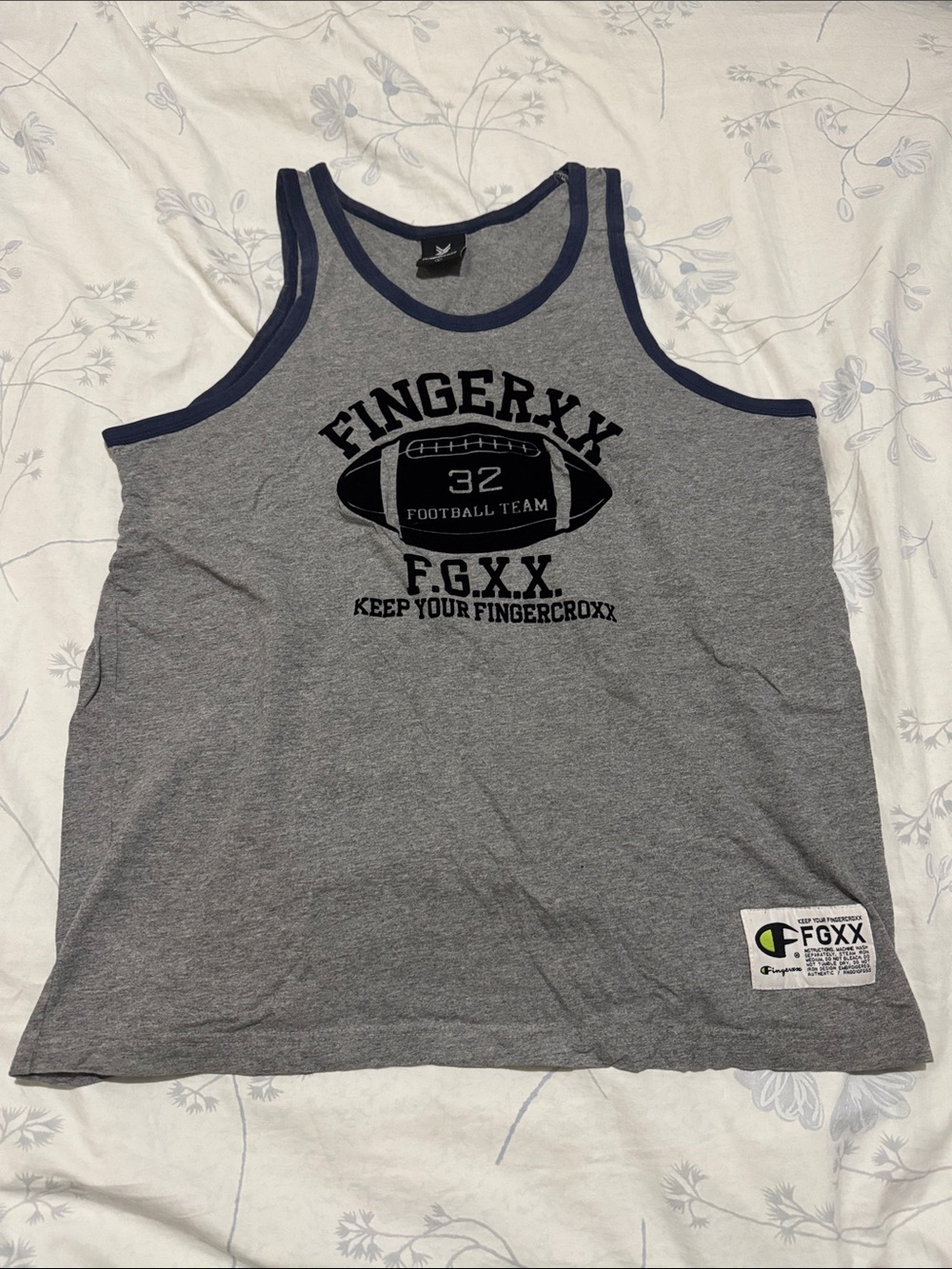 ⭐️Fingercroxx Men Tank Top (Size: L)